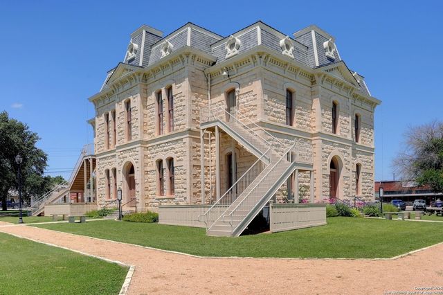 101 N John Bird, Blanco, TX 78606