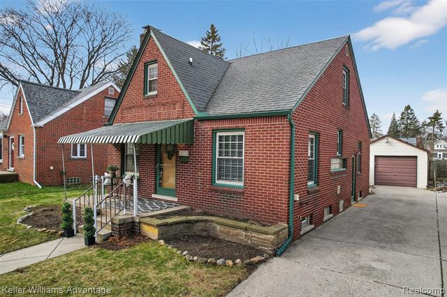 35724 Elm Street, Wayne, MI 48184