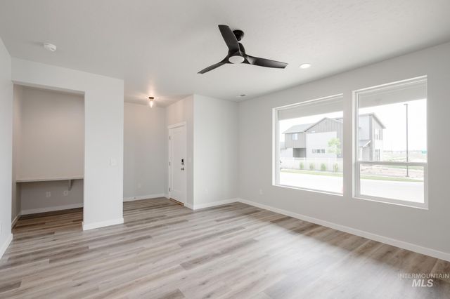 6965 S Harvest Cove Ave, Boise, ID 83709