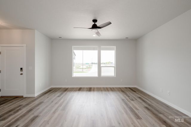 6965 S Harvest Cove Ave, Boise, ID 83709