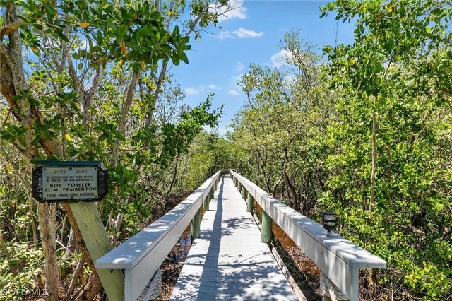 200 Stevens Landing DR B303, Marco Island, FL 34145