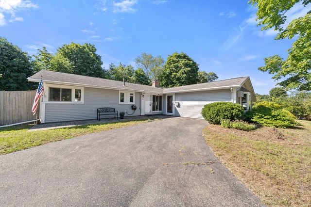 11 Nichols Road, Peabody, MA 01960