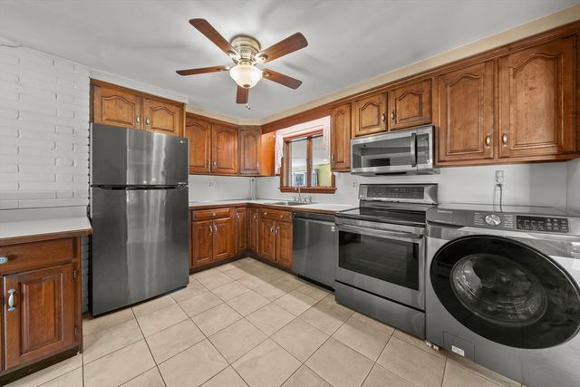 11 Nichols Road, Peabody, MA 01960