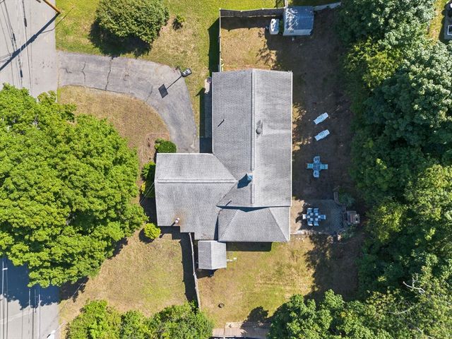 11 Nichols Road, Peabody, MA 01960
