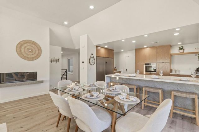 1712 Burgundy Road, Encinitas, CA 92024