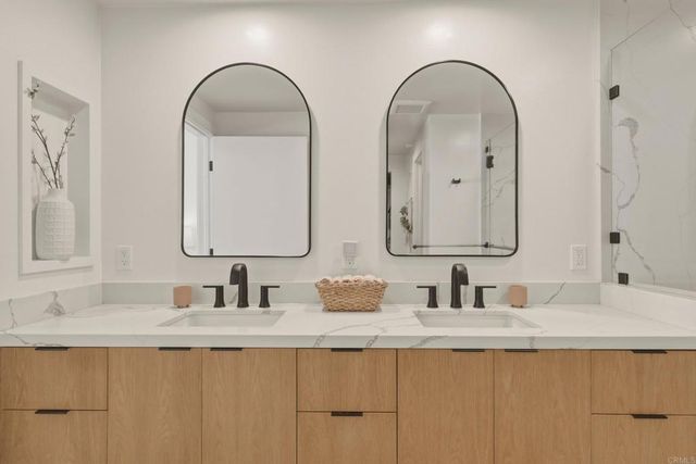 1712 Burgundy Road, Encinitas, CA 92024