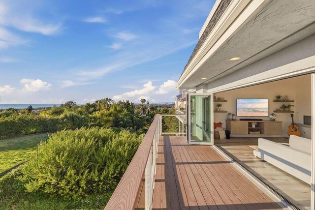 1712 Burgundy Road, Encinitas, CA 92024