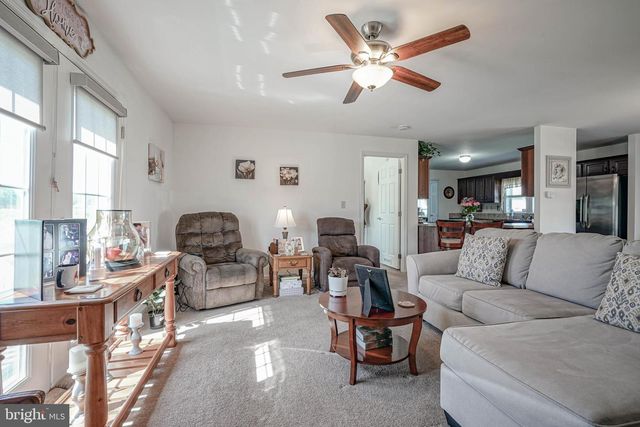 2080 BURLINGTON CIR, Williamstown, NJ 08094