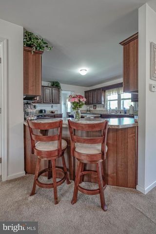 2080 BURLINGTON CIR, Williamstown, NJ 08094