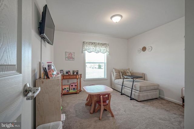 2080 BURLINGTON CIR, Williamstown, NJ 08094