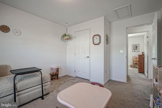2080 BURLINGTON CIR, Williamstown, NJ 08094