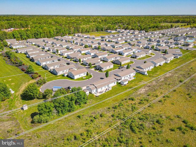 2080 BURLINGTON CIR, Williamstown, NJ 08094