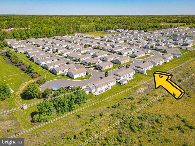 2080 BURLINGTON CIR, Williamstown, NJ 08094