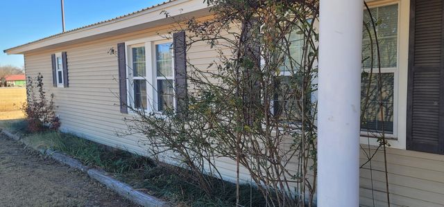 5711 County Road 5850, Lubbock, TX 79415