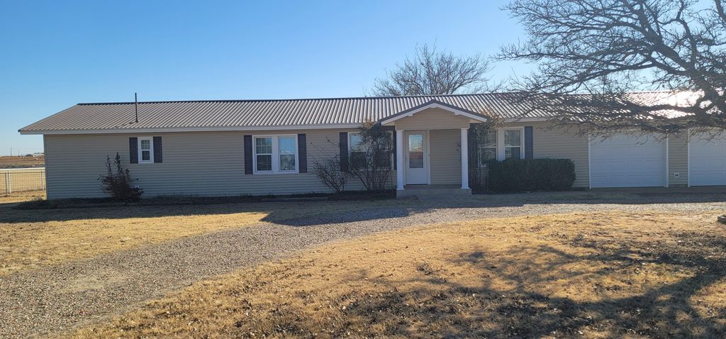 5711 County Road 5850, Lubbock, TX 79415
