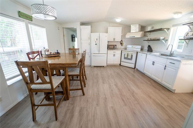12711 LOVERS LANE, Riverview, FL 33579