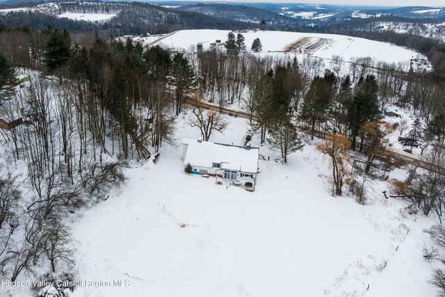 47 Hemmer Road, Jeffersonville, NY 12748