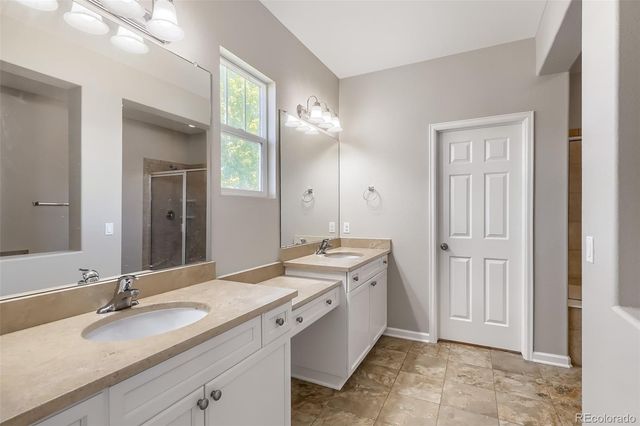 24872 E Irish Drive, Aurora, CO 80016
