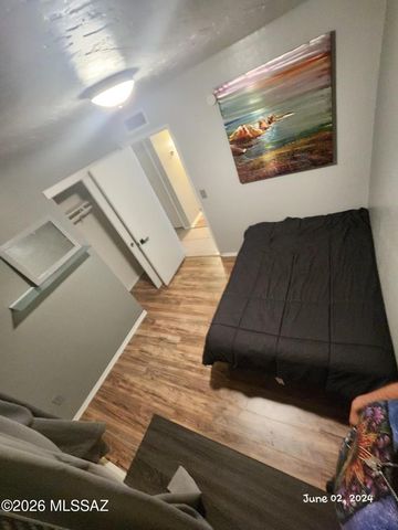6725 S Downing Avenue, Tucson, AZ 85756