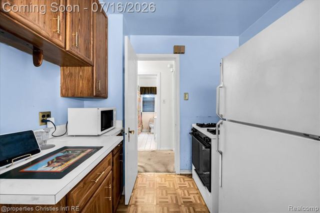 19322 Pierson Street, Detroit, MI 48219