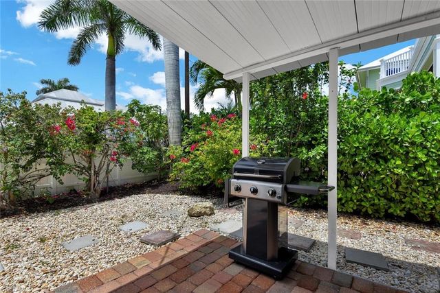 1155 6th ST S, Naples, FL 34102