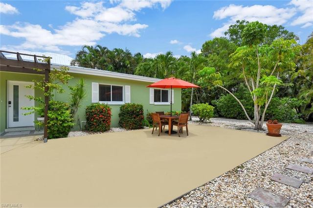 1155 6th ST S, Naples, FL 34102