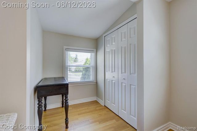 45 W Morehouse Avenue, Hazel Park, MI 48030