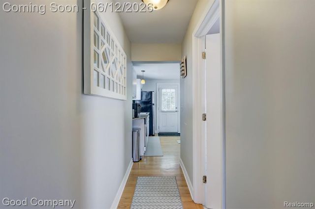 45 W Morehouse Avenue, Hazel Park, MI 48030