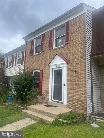 14432 FOUR CHIMNEY DR, Centreville, VA 20120