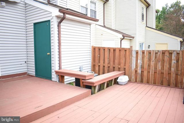 14432 FOUR CHIMNEY DR, Centreville, VA 20120