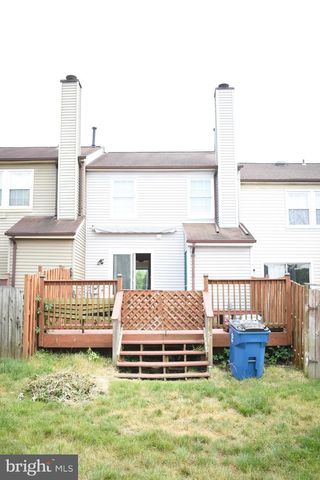 14432 FOUR CHIMNEY DR, Centreville, VA 20120