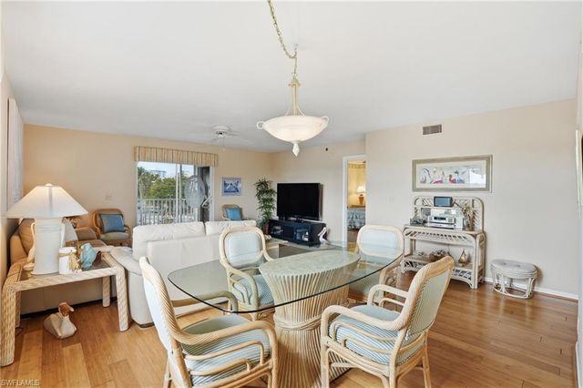 4591 Bay Beach LN # 294, Fort Myers Beach, FL 33931