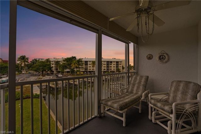 4591 Bay Beach LN # 294, Fort Myers Beach, FL 33931