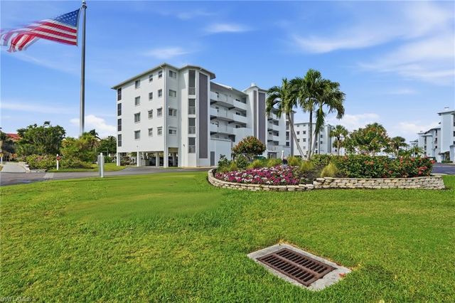 4591 Bay Beach LN # 294, Fort Myers Beach, FL 33931