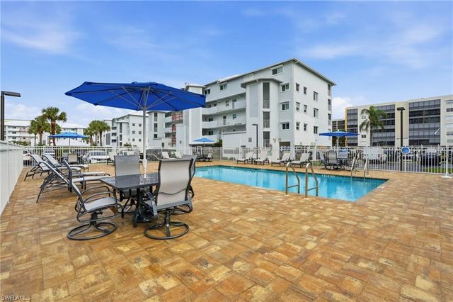 4591 Bay Beach LN # 294, Fort Myers Beach, FL 33931