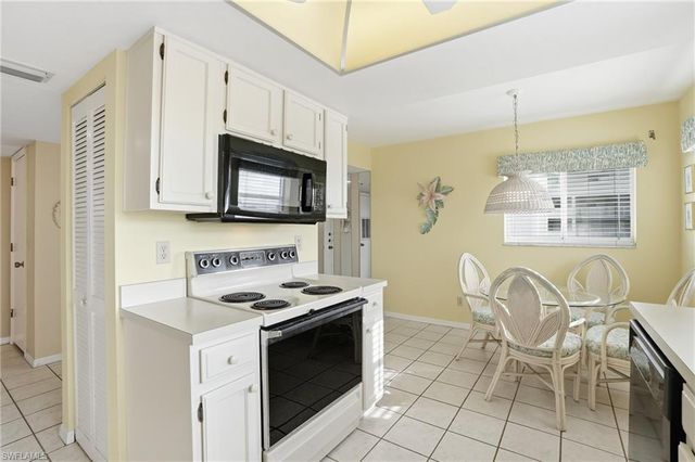 4591 Bay Beach LN # 294, Fort Myers Beach, FL 33931