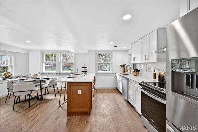 8673 General Grant Lane, Crestwood, MO 63123