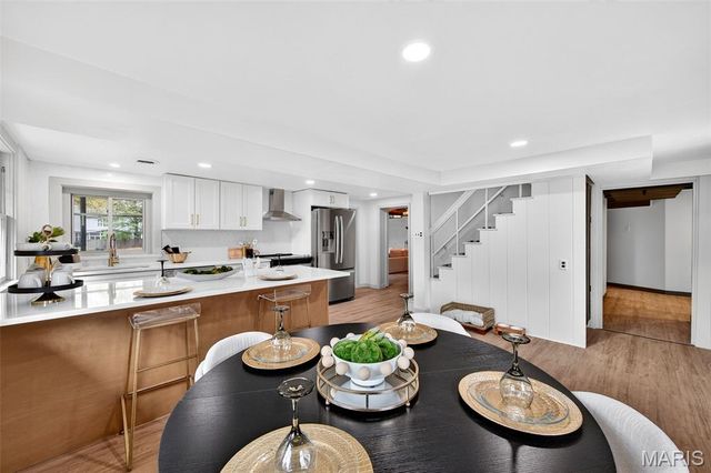 8673 General Grant Lane, Crestwood, MO 63123