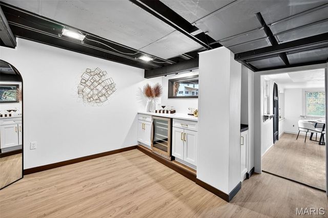 8673 General Grant Lane, Crestwood, MO 63123