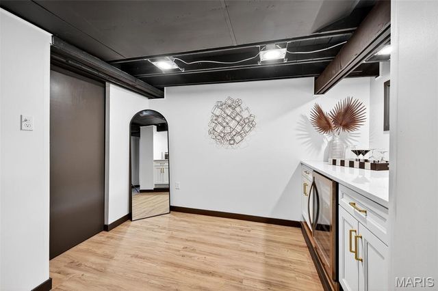 8673 General Grant Lane, Crestwood, MO 63123