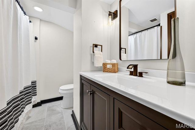 8673 General Grant Lane, Crestwood, MO 63123