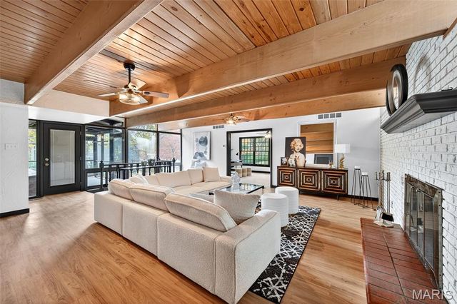 8673 General Grant Lane, Crestwood, MO 63123