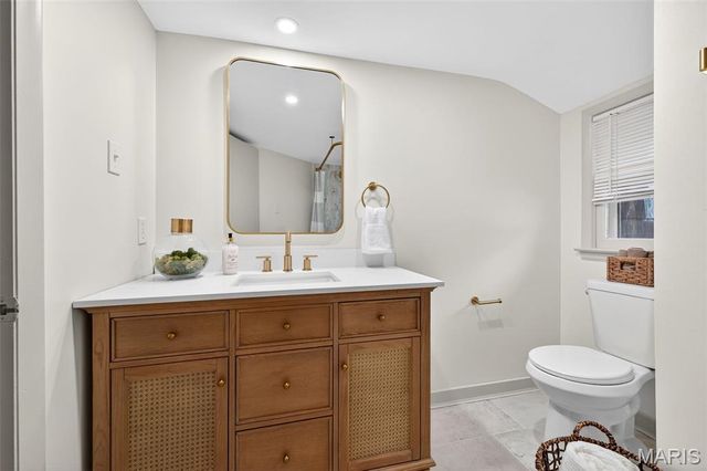 8673 General Grant Lane, Crestwood, MO 63123