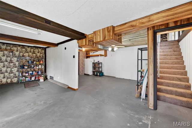 8673 General Grant Lane, Crestwood, MO 63123