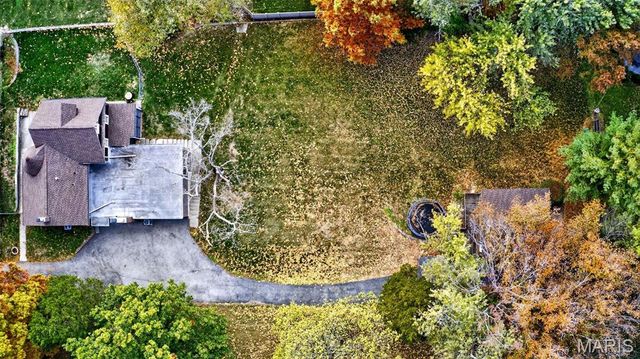 8673 General Grant Lane, Crestwood, MO 63123