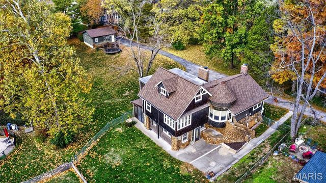 8673 General Grant Lane, Crestwood, MO 63123