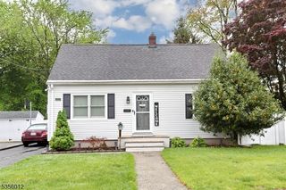 114 Riverview Rd, Pompton Lakes Boro, NJ 07442