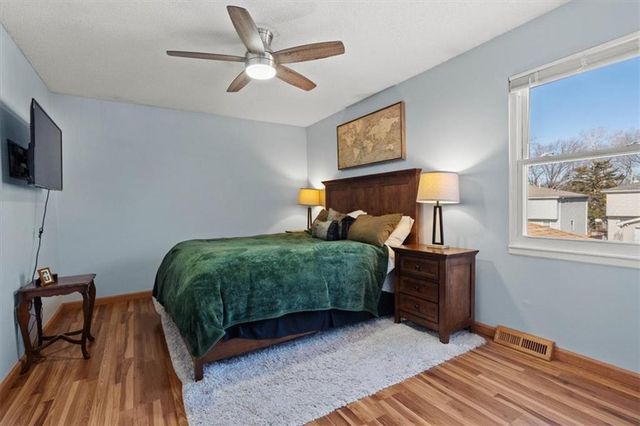 7815 W 61st Terrace, Overland Park, KS 66202