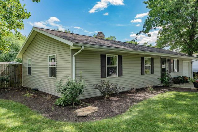 1524 Tartan Court, New Haven, IN 46774