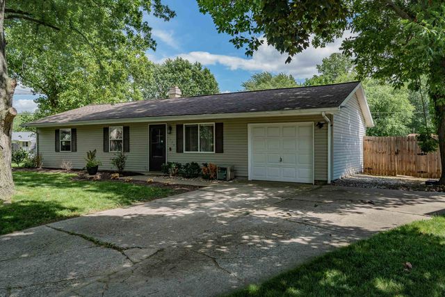 1524 Tartan Court, New Haven, IN 46774